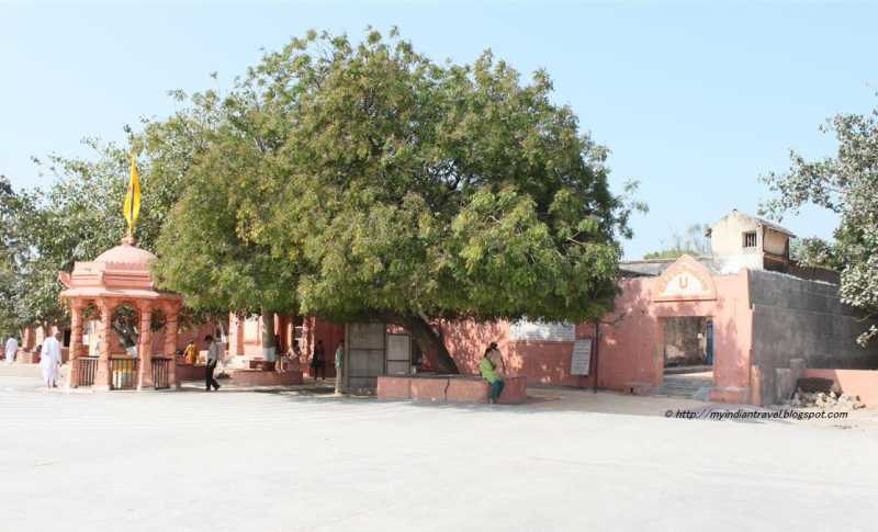  Lakshmi Narayana Mandir, Somnath
