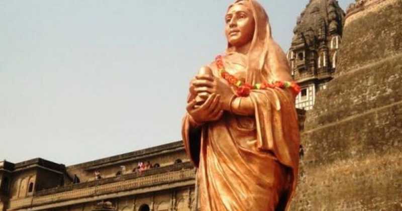 महारानी अहिल्याबाई होल्कर की प्रेरक जीवनी Maharani Ahilyabai Holkar Biography In Hindi