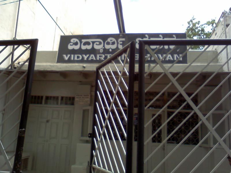 “Masala Inside” Dosa @ Vidyarthi Bhavan, Bangalore- A Delight….