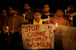 क्या रेप के ख़िलाफ़ कड़े कानून बनाना इतना मुश्किल है? - Stories In Moments