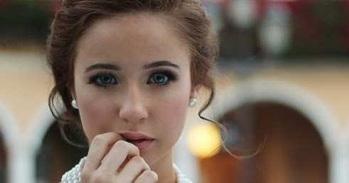  The Old, The Bold, And The New: Jewelry Trends For Autumn/Winter 2018-19