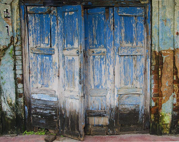 ”There Is A Crack In Everything, That’s How The Light Gets In”