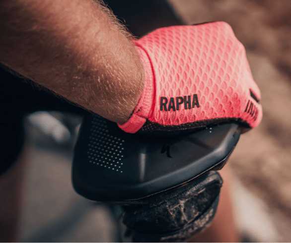 [Top 7] Best Cycling Gloves In India For Hand Numbness & Long Rides 2018