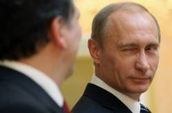 పుతిన్ … దేశాలను ట్రోలింగ్ (Trolling) చేస్తున్న ఘనుడు !