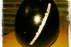 #WhatTheBlack Mystery Day 1 : A Black Egg!