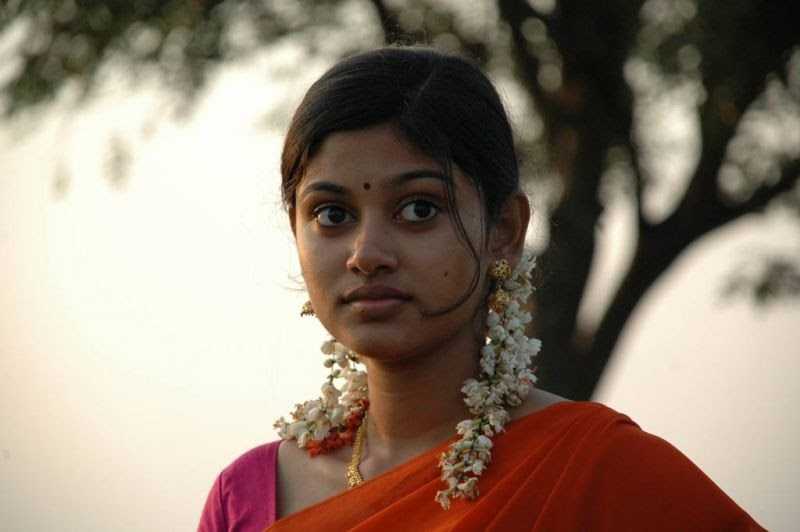 à®à®¾à®¤à®²à¯ à®à¯à®£à¯à®à¯à®©à¯ - Kathal Kavithai