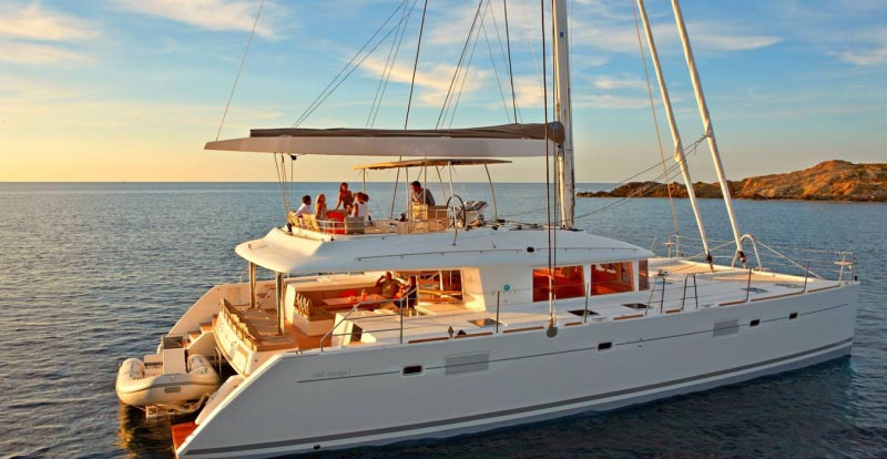 10 Famous Places In Goa To Keep You Up All Night - Viral Stories