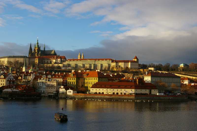 10 Things To Do Prior To Traveling Internationally That Some People Forget