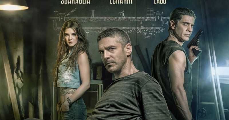 1055.At The End Of The Tunnel(Spanish,2016)