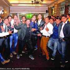 12 Things You Must Do While In College!!