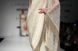 12 Trendy ways to Accessorize a saree this wedding season  || #SariStyle 