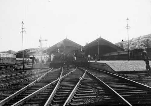 12th April 1867 - First Local Train Service Of Western Railway - Me Mumbai