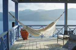 15 Gorgeous Outdoor Hammock