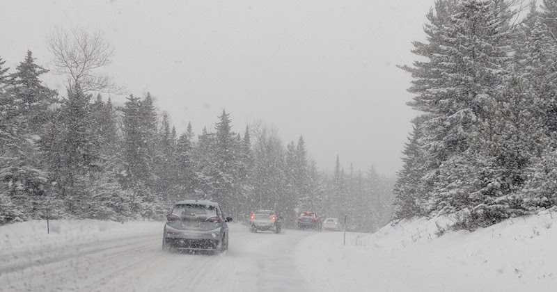 17 Basic Tips For Driving In The Snow