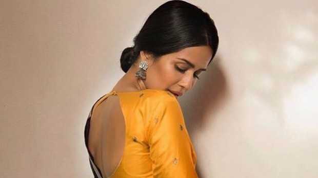 20+ Blouse Designs For Silk Sarees [2019] | Best Picks