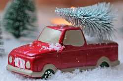 20 Vintage Christmas Traditions 