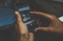 3 Design Apps to Turn Your Phone into a Marketing Machine