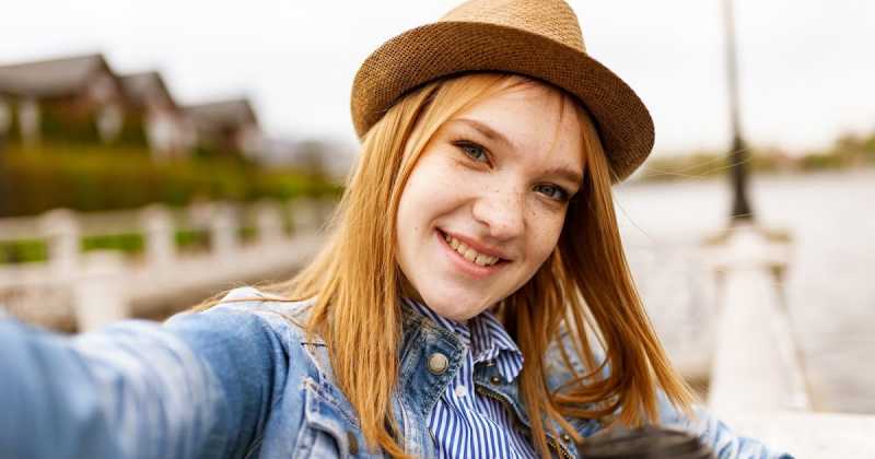 30+ Best Hindi Captions For Instagram And Facebook. 