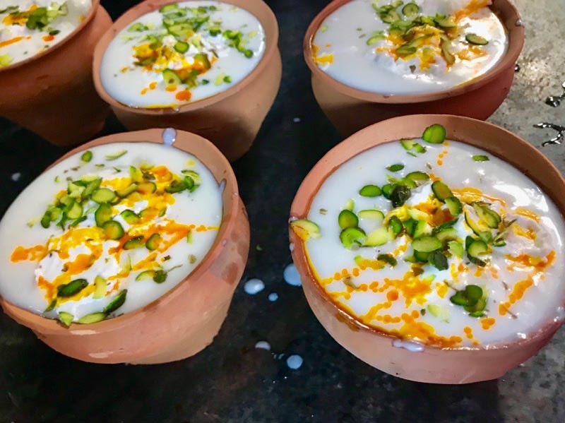 36 Hours In Varanasi : Amazing Food Experiences; Non-Veg Too !!