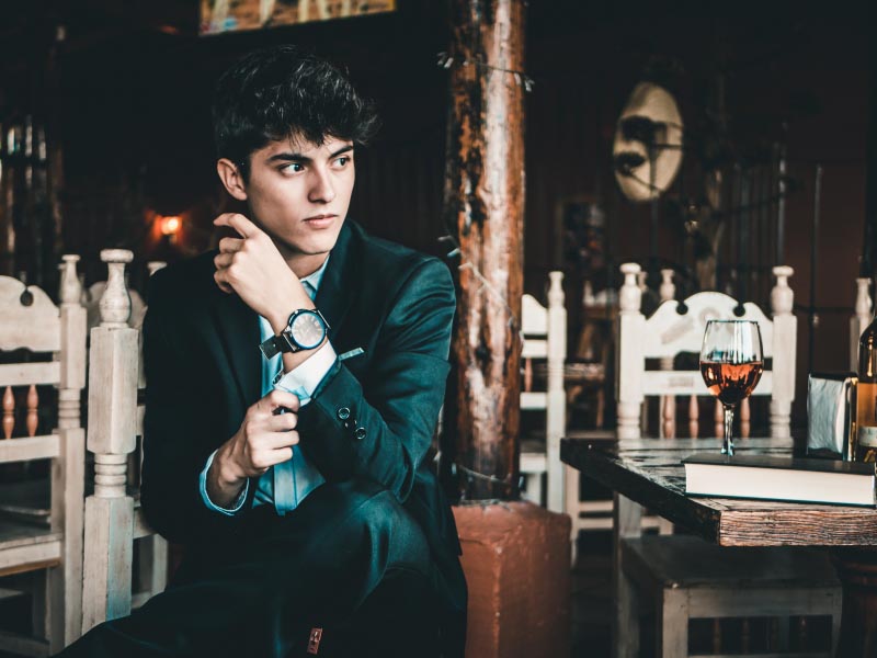 4 Things Every Man Should Have In His Wardrobe | Latest Men