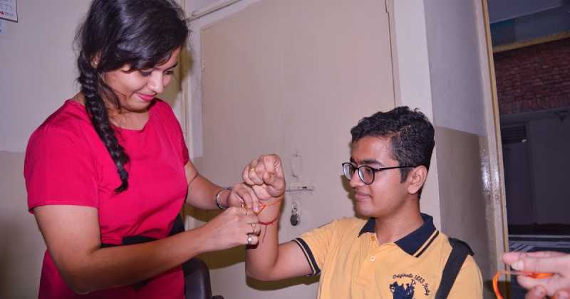 4 Ways We Celebrated A Happy Raksha Bandhan