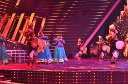 48 ನೇ ಚಿತ್ರೋತ್ಸವಕ್ಕೆ ಡೊಳ್ಳು ಸಂಭ್ರಮದ ಚಾಲನೆ