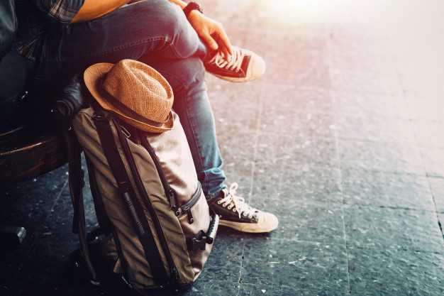 5 Cheap Ways To Travel On A Spontaneous Road Trip | HowToDoAnything