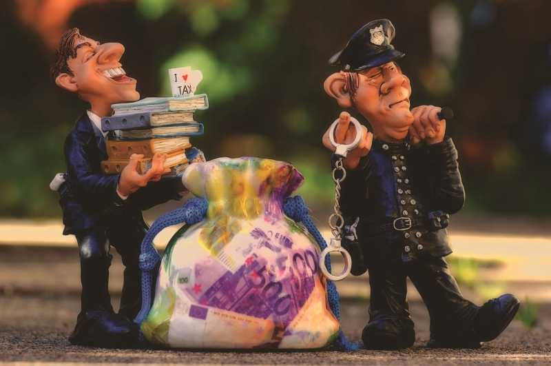 5 Reasons Why You Must Buy A Life Insurance Plan - Let Us Publish