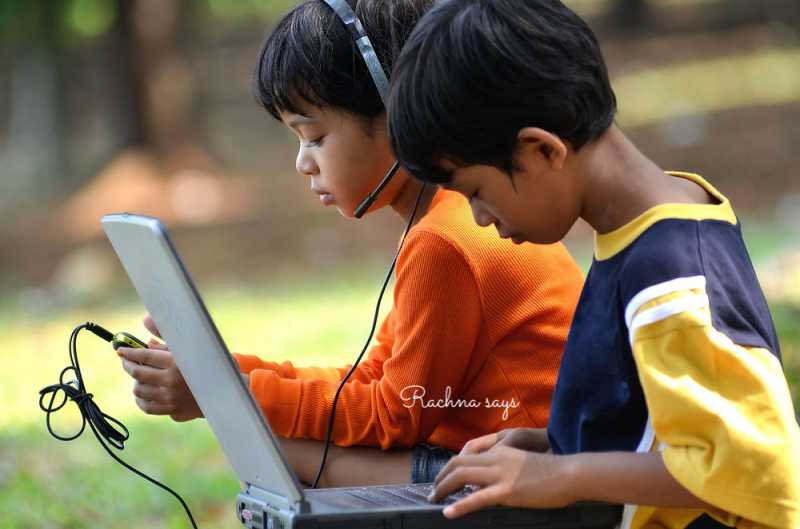 5 Ways To Deal With Electronic Device Addiction In Kids