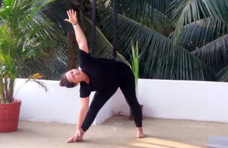 5 Yoga Poses That Improve The Digestion System - Yoga Teacher Training & Yoga Nidra - India