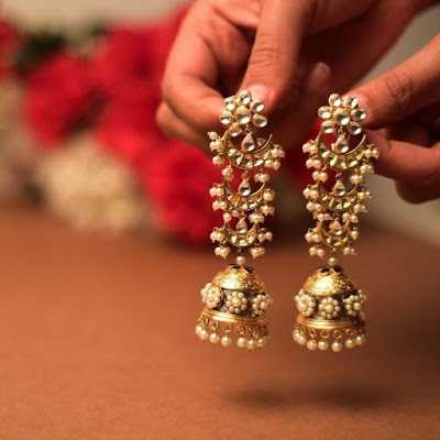 55 Beautiful Gold Jhumka Earring Designs || Tips On Jhumka Shopping