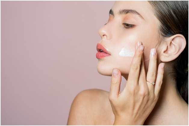 8 Super Effective Tips That Will Help To Delay The Early Signs Of Aging - Tips Clear Beauty Business Health Tech Travel And General