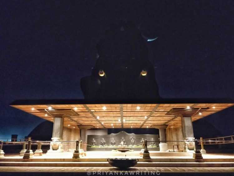 A Full Moon Night With The Adiyogi [& Pondering About Bharat