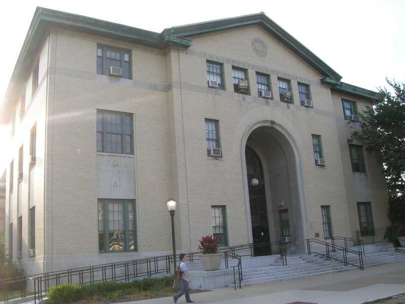 A Glimpse Of The Beautiful CMU Campus