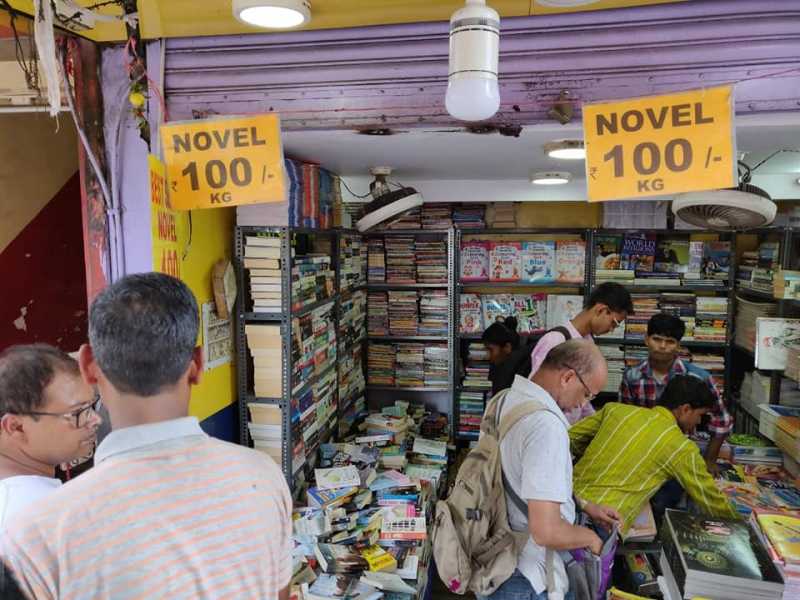 A Stroll Through Daryaganj Sunday Book Market