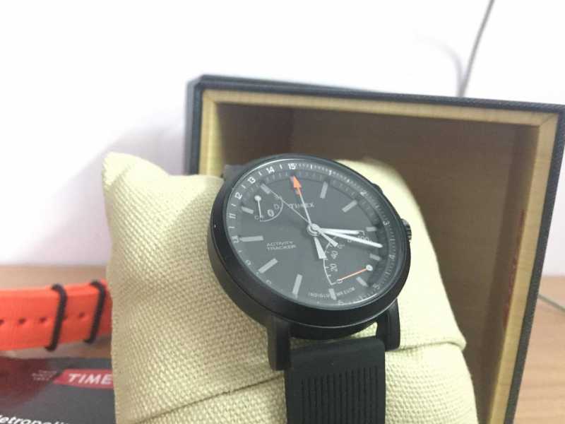 A Watch That Also Calculates Your Steps