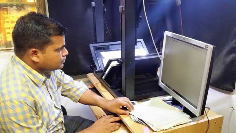 A Day Spent In Rekhta Baab E Sukhan Seeing Rare Books Being Restored In April 2015