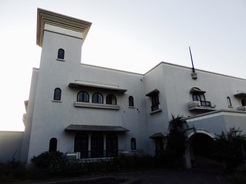 A Long Weekend In The Garden Of Streams - Jhira Bagh Palace, Dhar, Madhya Pradesh