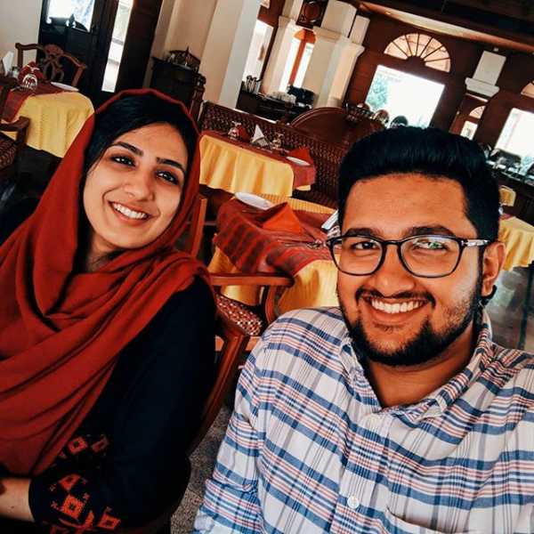 A Whole 365 Days Later You Let Me Pop Your Pimples. I Can’t Wait For Next Year! #happyanniversary @juhi.768 😁😁