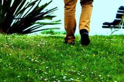 AB AAGE BADHNE KO JI CHAHE....