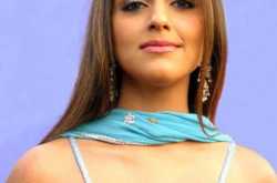 Aarti Chhabria Biography and Picture Gallery