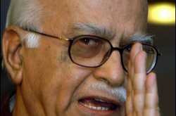 Advani challenges PM to TV debate