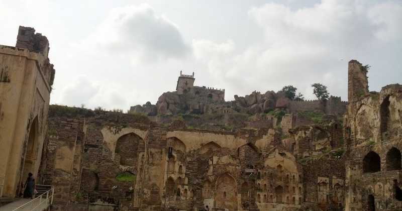 Advertising As Primary Revenue Stream In Startups