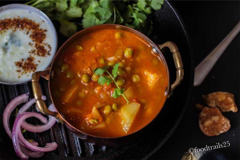 Aloo Matar - Food-trails