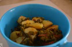 Aloo Palak ki Sabzi, How to make Dry Aloo Palak | Vegan Potato Spinach Fry