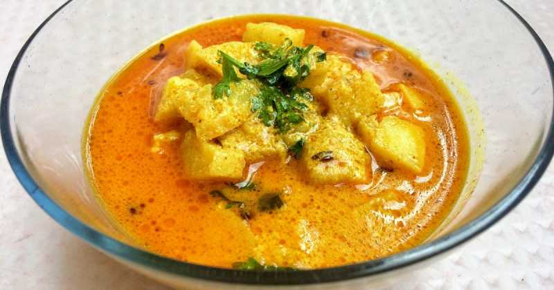 Aloo Palda | Himachali Potato Curry In Yogurt Gravy