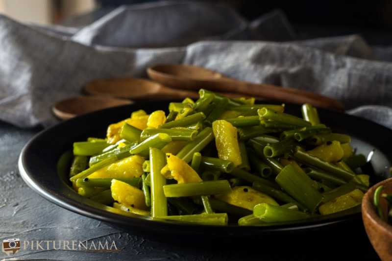 Alu Peyajkolir Torkari- Bengali Onion Stalk And Potato Vegetable | Pikturenama
