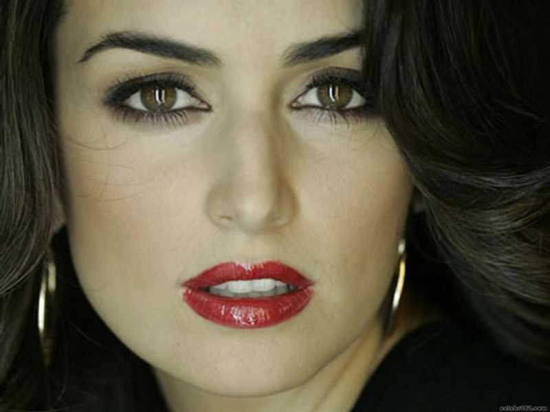 Ana De La Reguera Sexy Bikini Photos