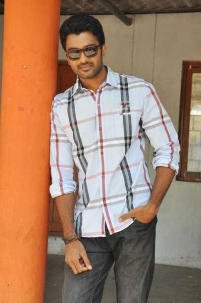 Anaganaga Oka Chitram Actor Siva Latest Stills