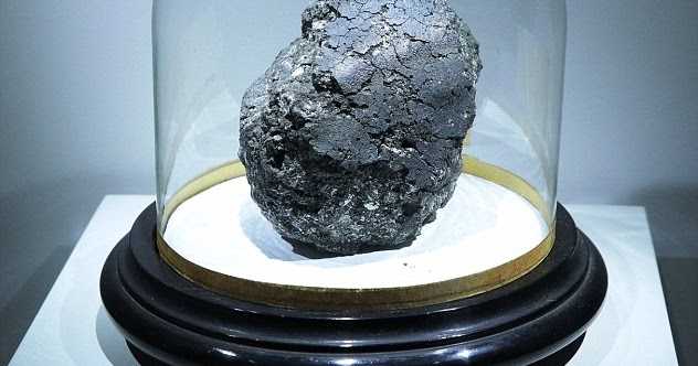 Ancient Meteorite Provides Clues That Could Reveal The Origins Of Life On Earth